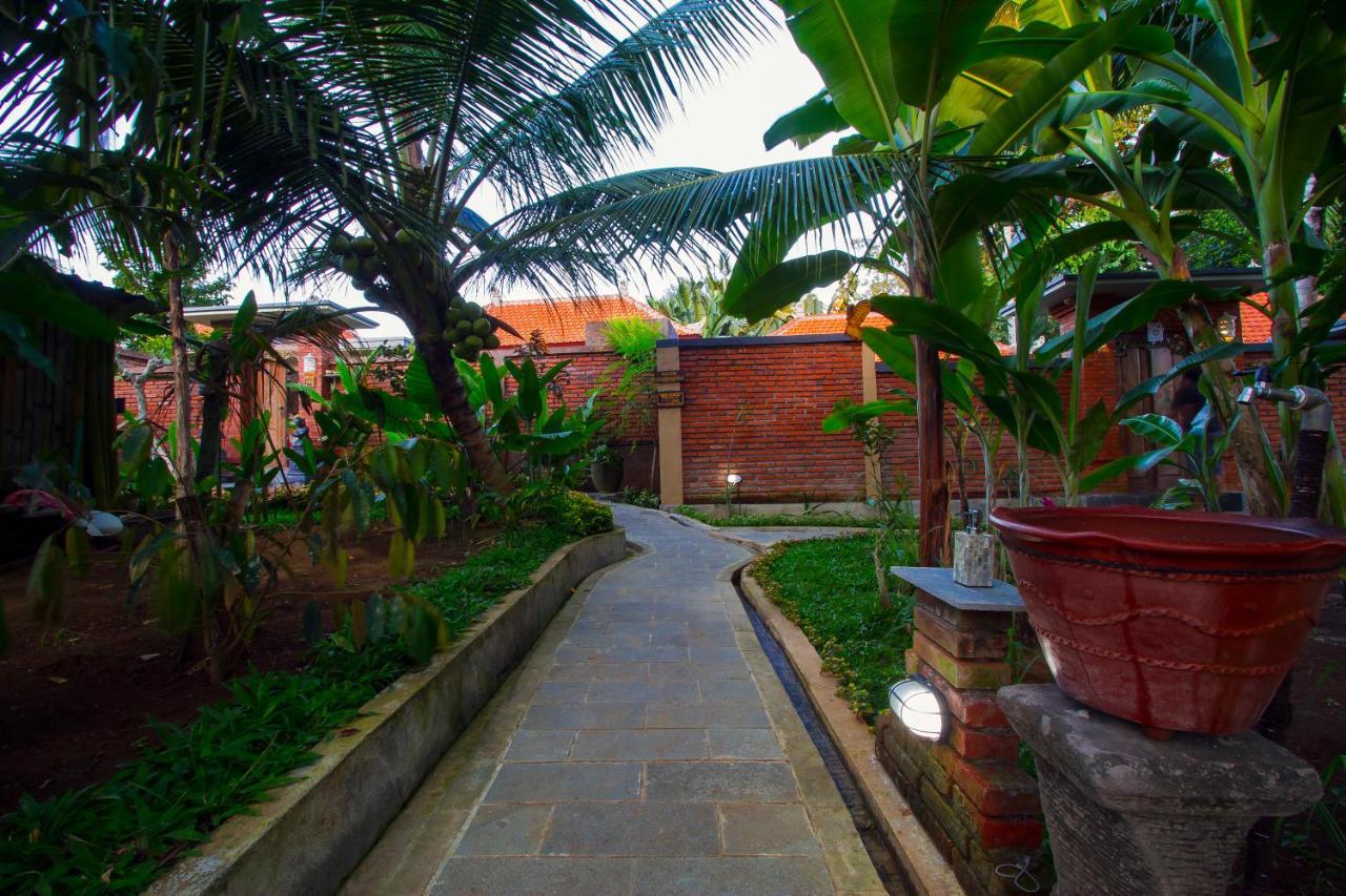 Ubud Suarga Private Pool Villa Экстерьер фото