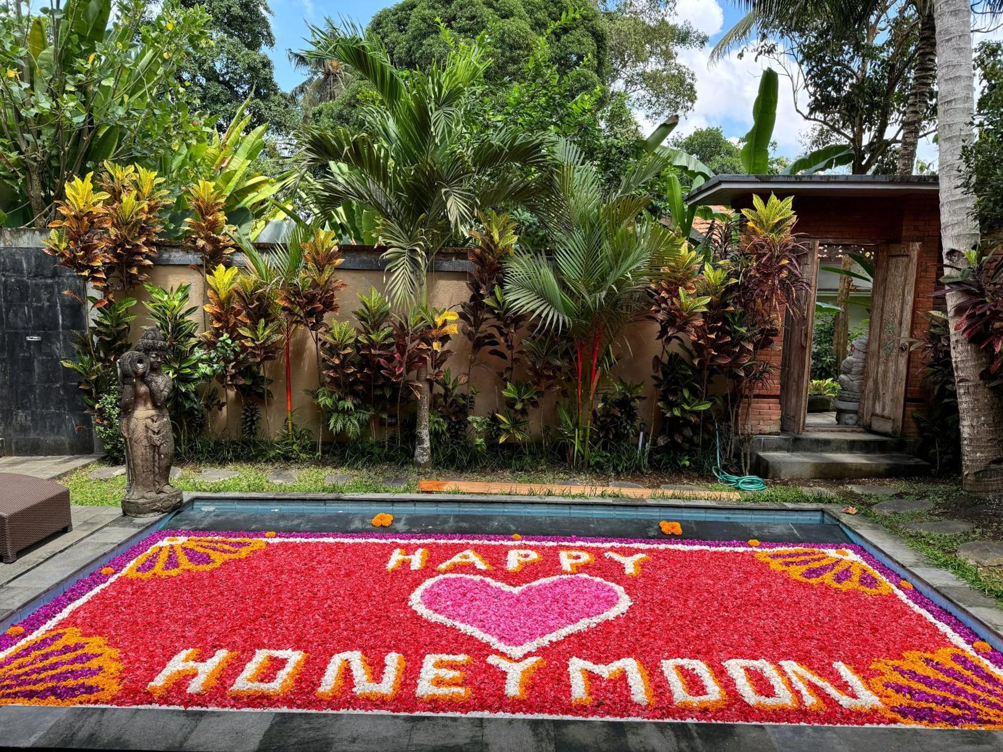 Ubud Suarga Private Pool Villa Экстерьер фото
