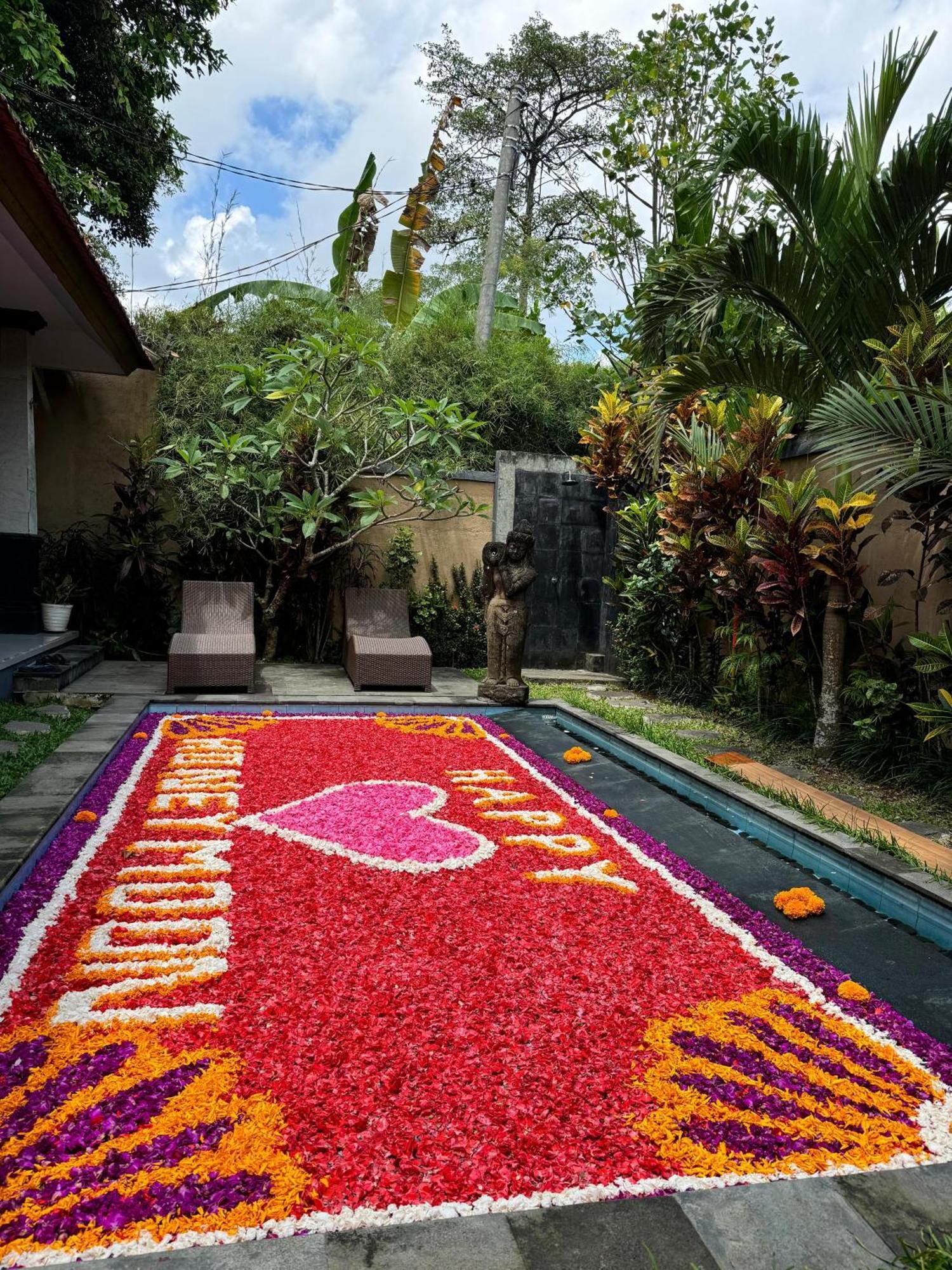 Ubud Suarga Private Pool Villa Экстерьер фото